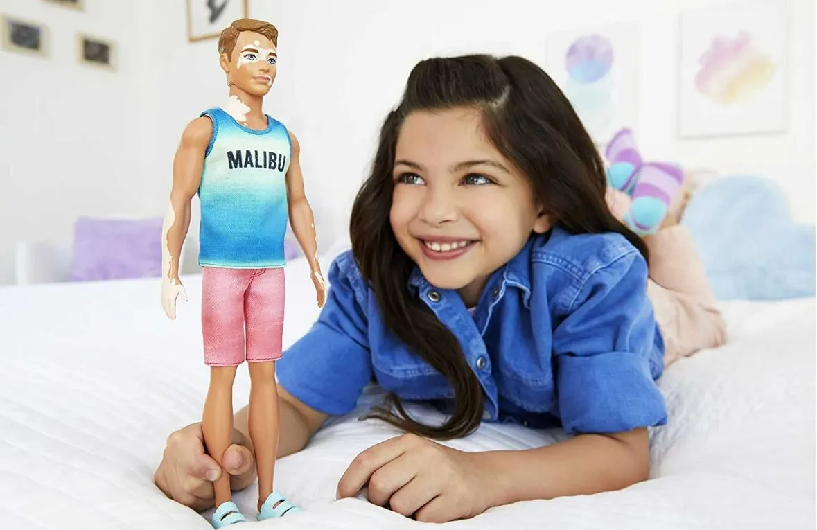 Barbie Fashionista Ken Doll - 192 Blue Malibu Top