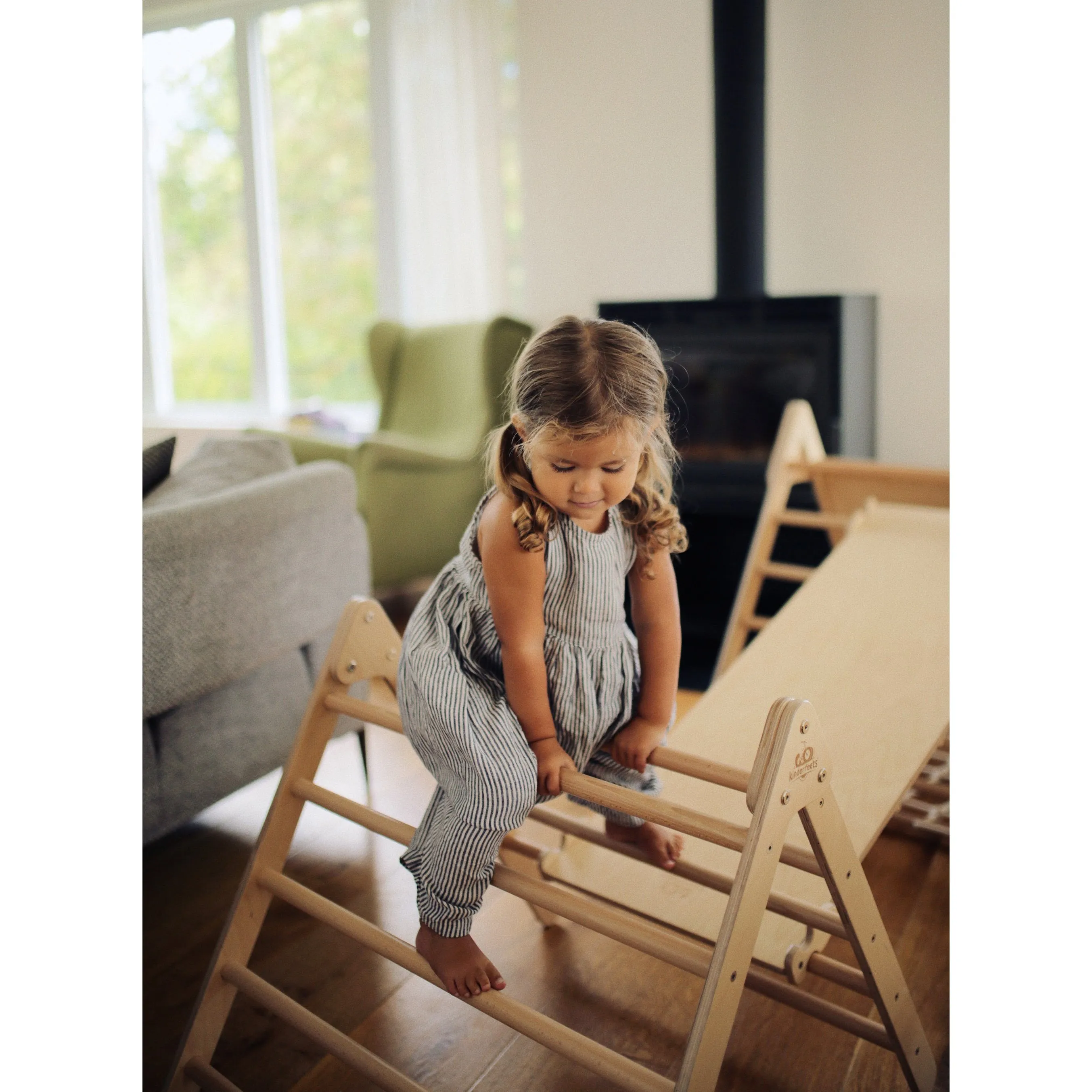 Kinderfeets Pikler Triangle Medium