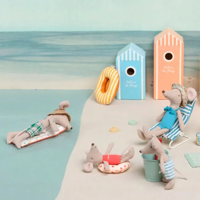 Maileg | Beach Mouse Mum in Cabin