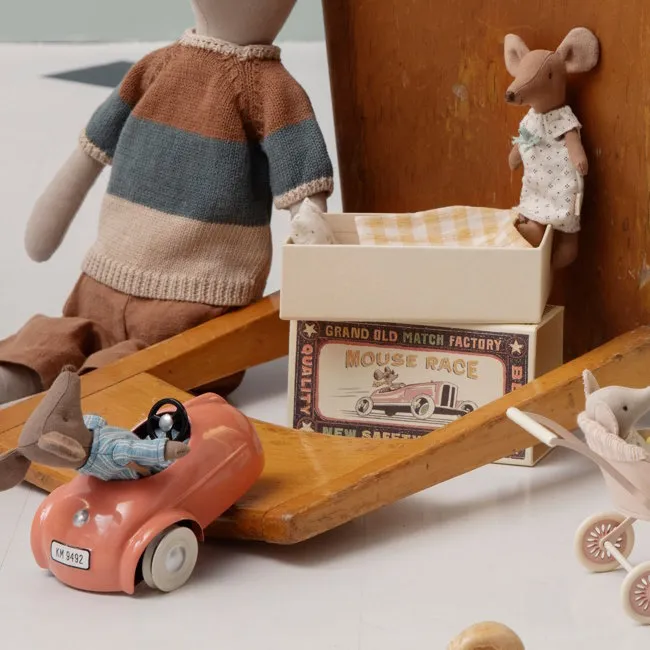 Maileg | Mouse Big Sister Brown in Matchbox
