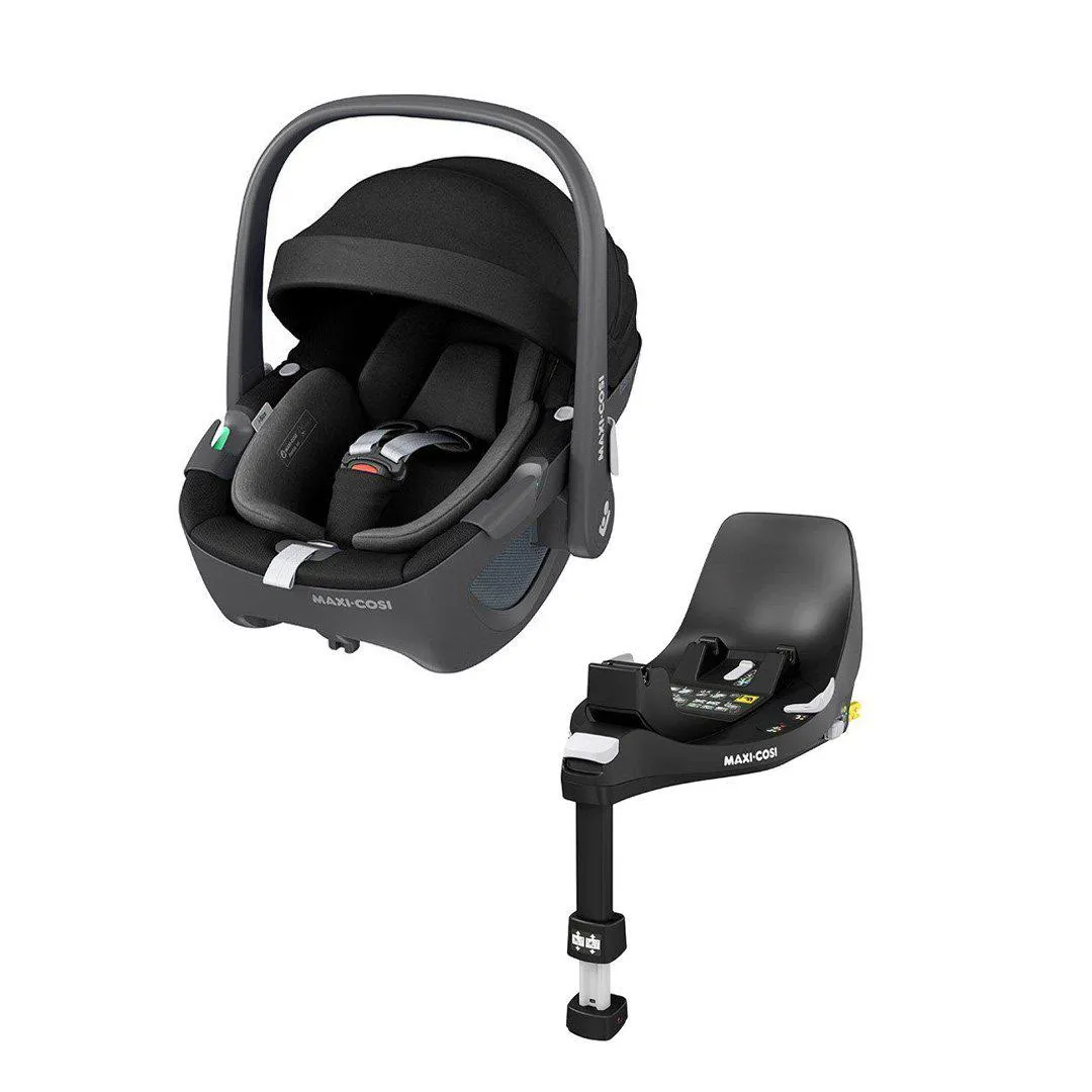 Maxi-Cosi Pebble 360 Car Seat   FamilyFix 360 Base - Essential Black