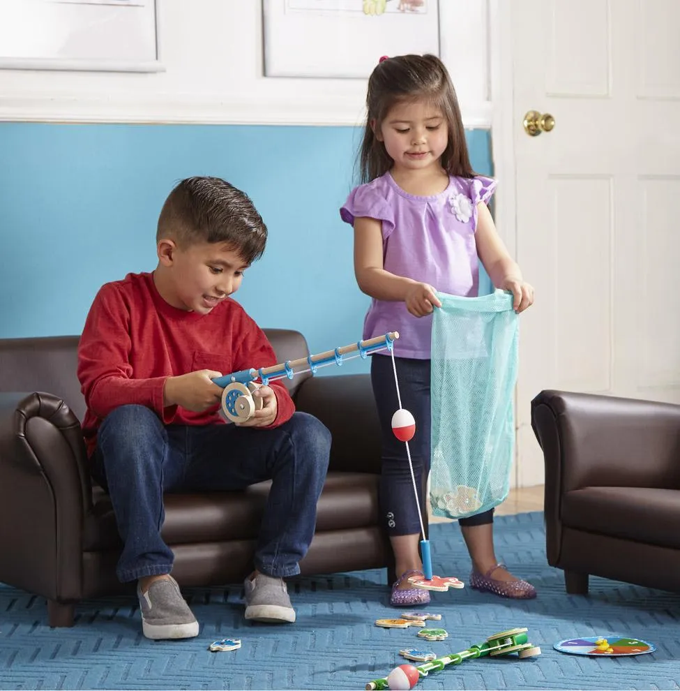 Melissa & Doug Catch & Count Fishing Game
