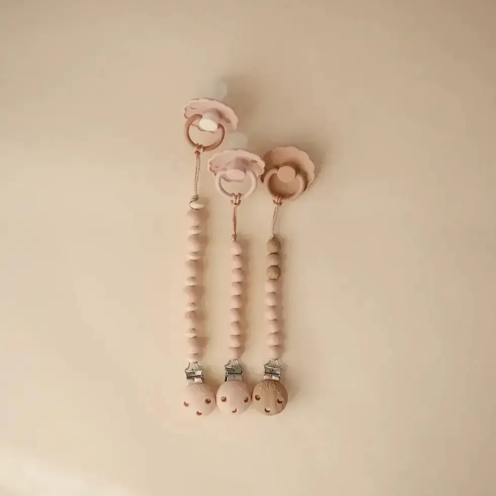 Mushie Pacificer Clip | Hera Blush