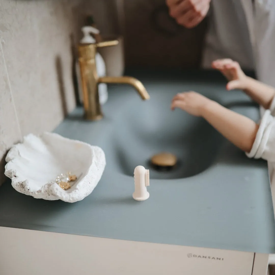 Mushie Toothbrush Finger | Soft Lilac   Ivory