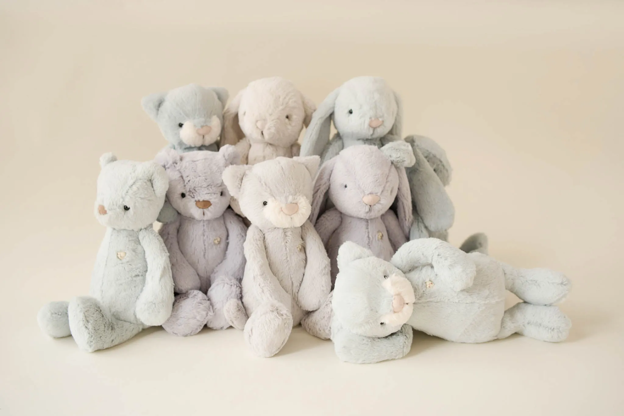 Snuggle Bunnies | Penelope the Bunny | Willow