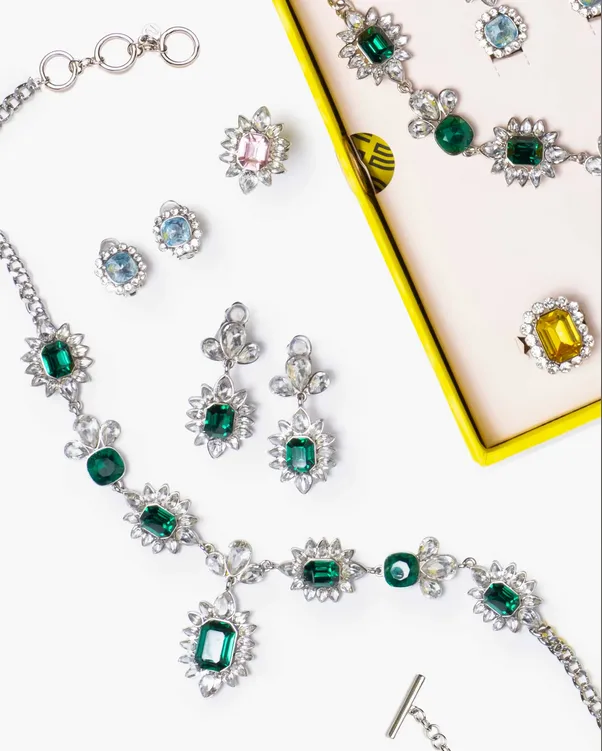Super Smalls - Emerald Ball Jewelery Set
